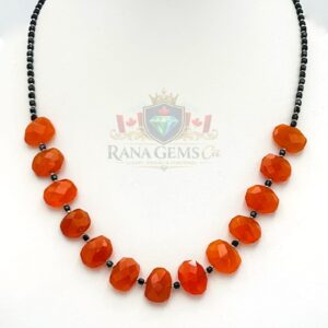 Flat Carnelian Necklace with Spinel